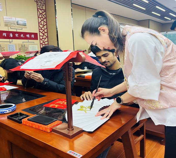 909a662776fa7916683f7117a5809ae2